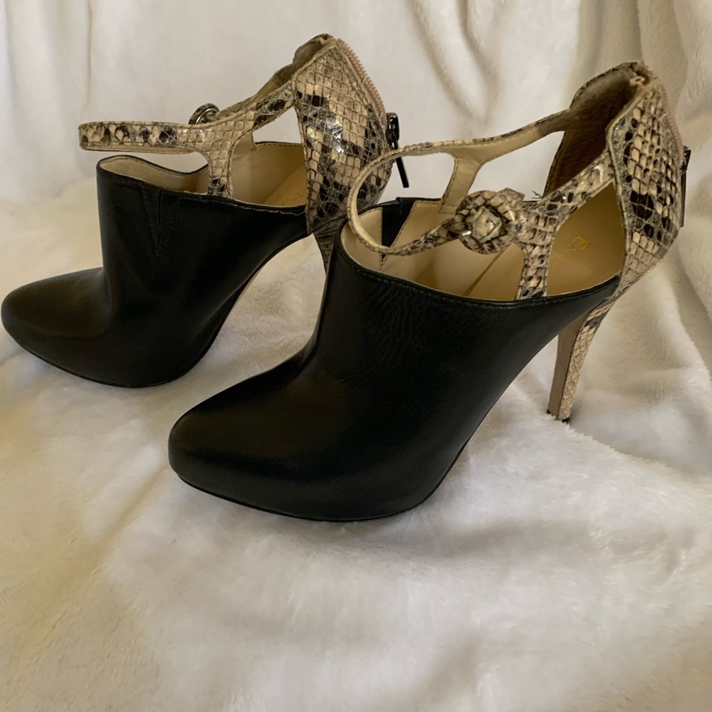 Enzo Angiolini Black & Snakeskin Bootie Size 6 1/2